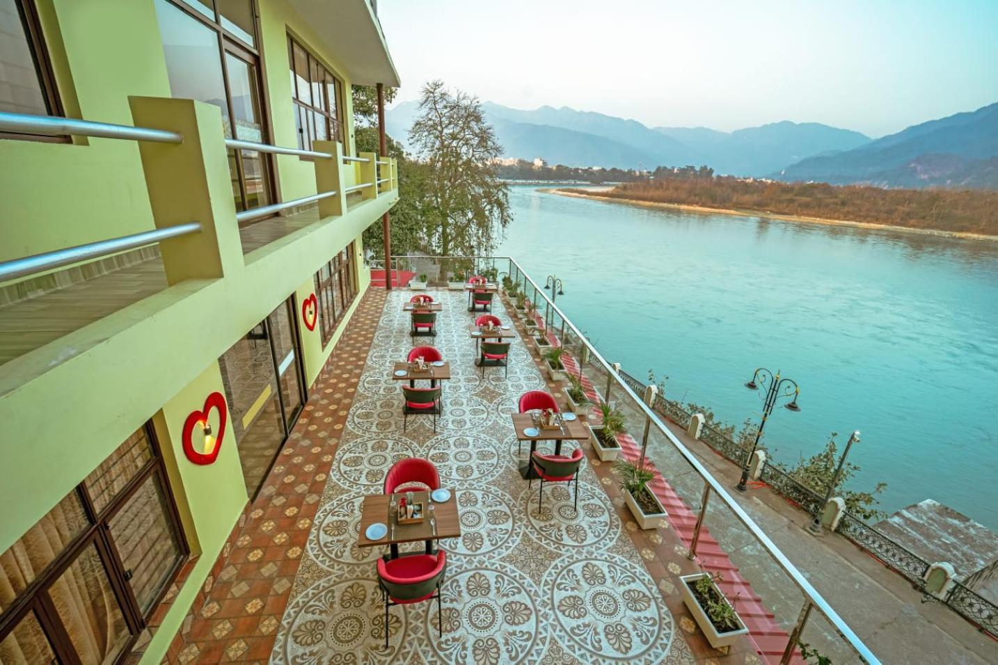 The Neeraj Naturecure On Ganga Rishīkesh Exterior foto